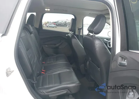 2019 Ford Escape Titanium из США, поврежденный, VIN 1FMCU9J99KUC31232